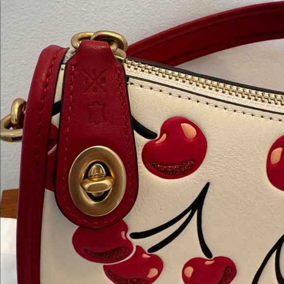 Coach Cherry Swinger Handbag New CZ492 - Picture 11 of 16